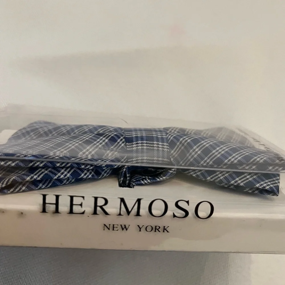 NWT hermoso New York boys bow tie cuff links set blue white plaid